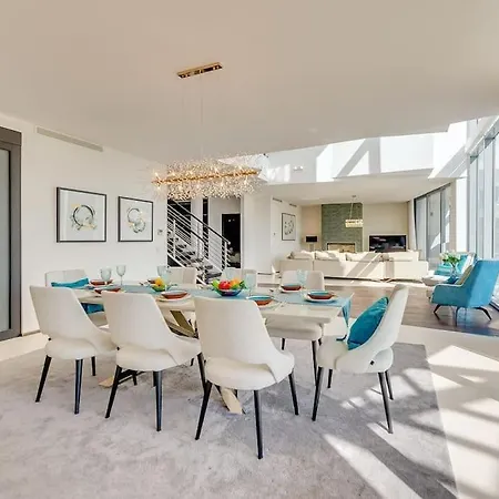 Magnifica Propiedad In Apartment